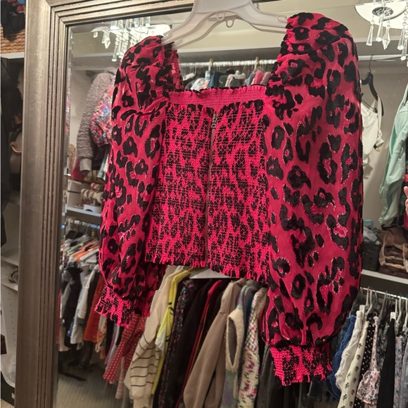 Alice and Olivia COOPER LEOPARD SMOCKED TOP - Picture 6 of 6